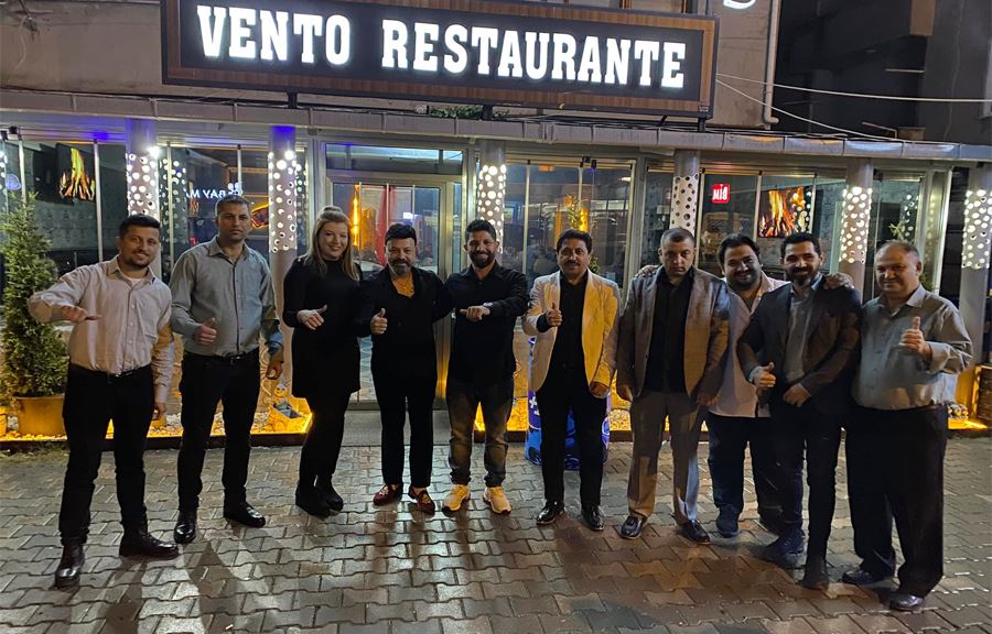 Sinan Zorbey Vento Restaurant’ta Bigalı Müzikseverlerle Buluştu