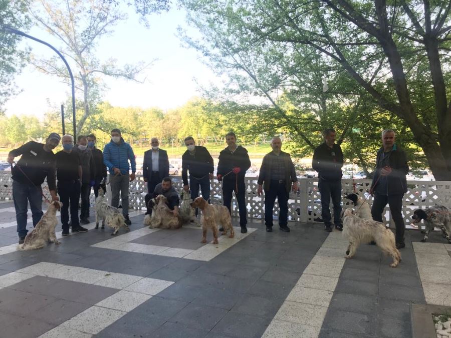 Biga Merkez Avcılık Ve Atıcılık İhtisas Spor Kulübü Köpeklere Kuduz Aşısı Yaptırdı