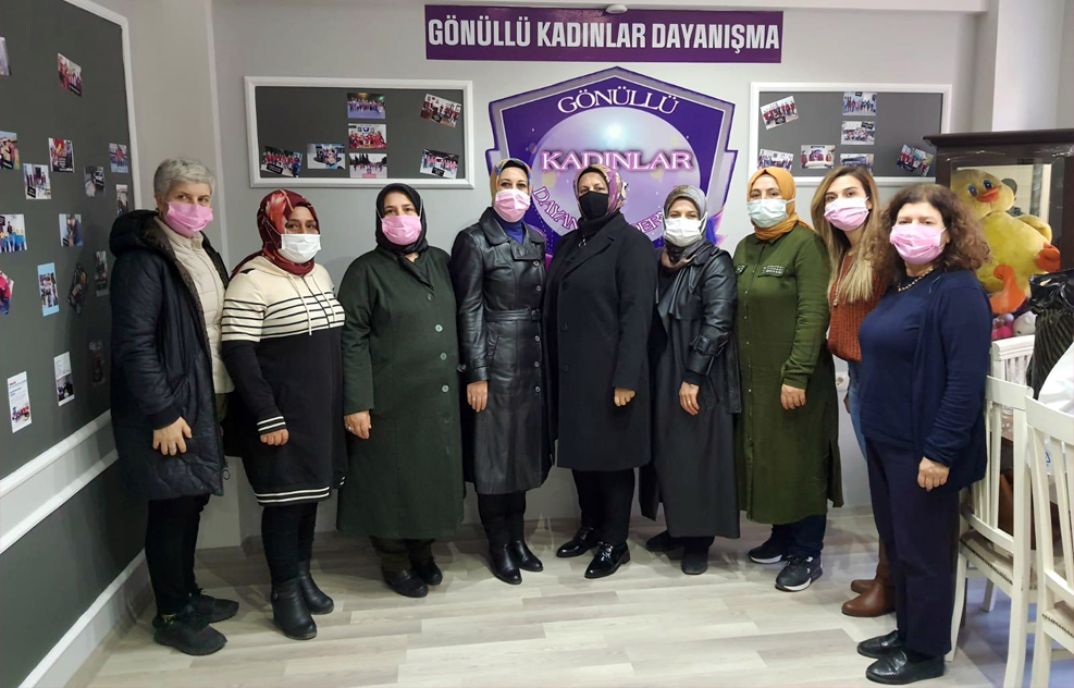 MHP Biga Kadın Kolları Başkanlığından Gönüllü Kadınlar Dayanışma Derneğine Ziyaret