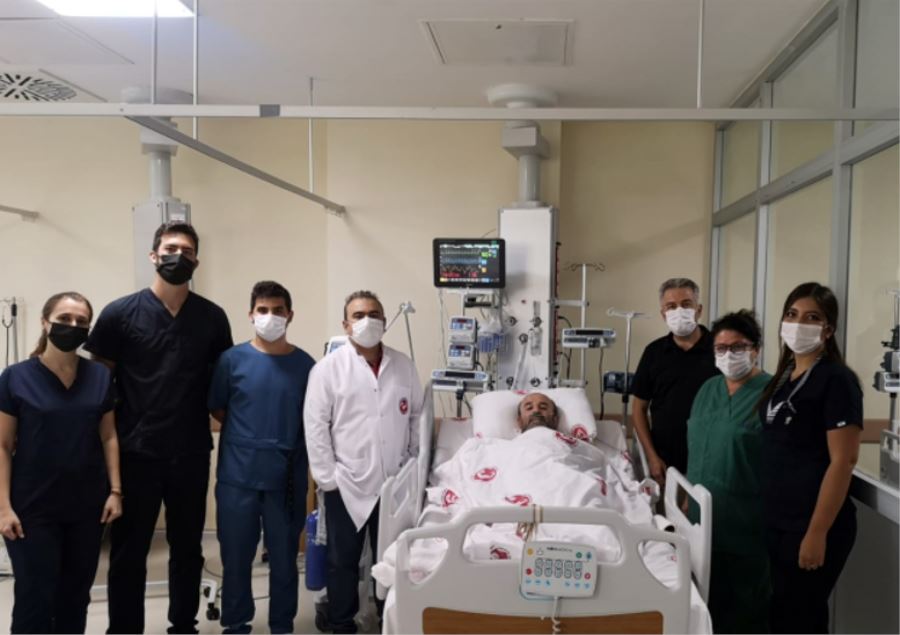 ÇOMÜ Hastanesinde Yedi Kalp Damarına Başarıyla Koroner By-Pass Ameliyatı Yapıldı