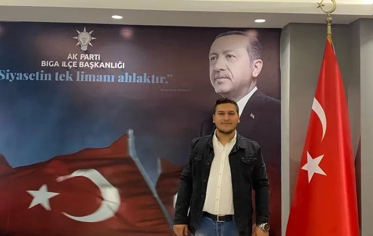 AK Parti Biga Gençlik Kolları Başkanı Furkan İbiş Oldu